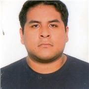 Profesor joven, ingeniero de profesión, que le gusta compartir conocimiento sobre la matemática